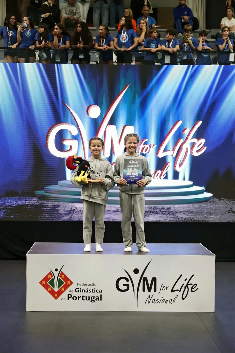 Duas atletas do clube no pódio do Gym for Life Nacional